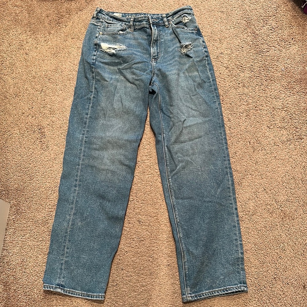 American Eagle mom strait jeans